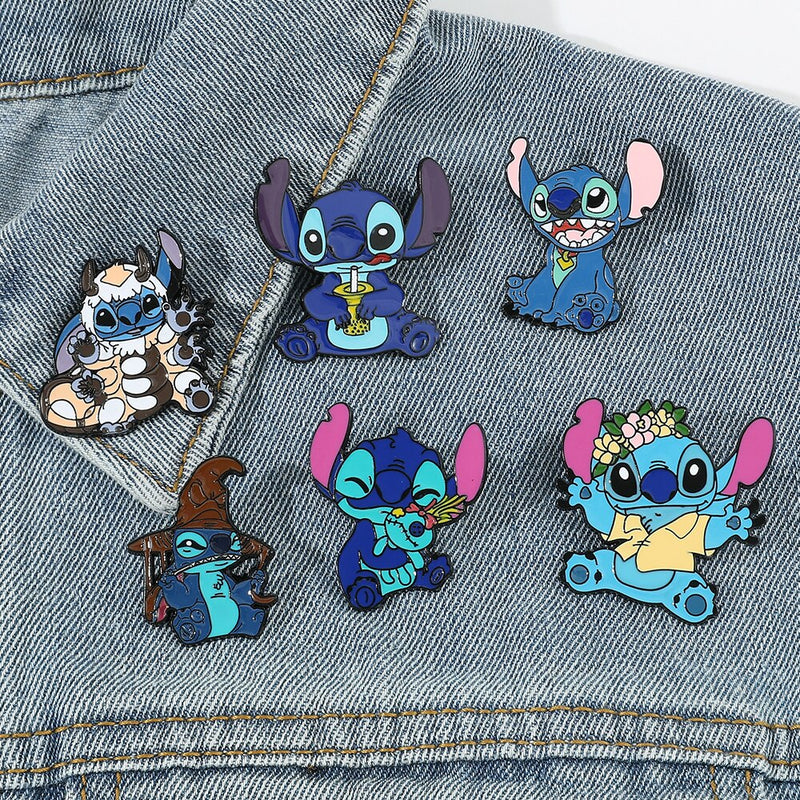 Pin's Stitch Yoda and Gremlins